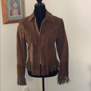 Brown real suede fringed jacket with pockets.